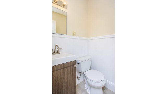 924 N Maple Road, Ann Arbor, MI 48103