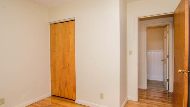 924 N Maple Road, Ann Arbor, MI 48103