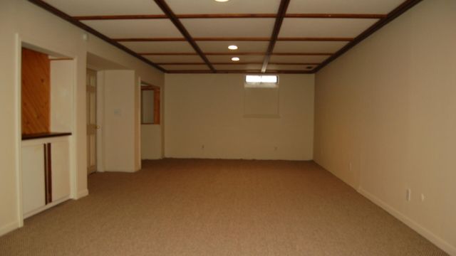 924 N Maple Road, Ann Arbor, MI 48103