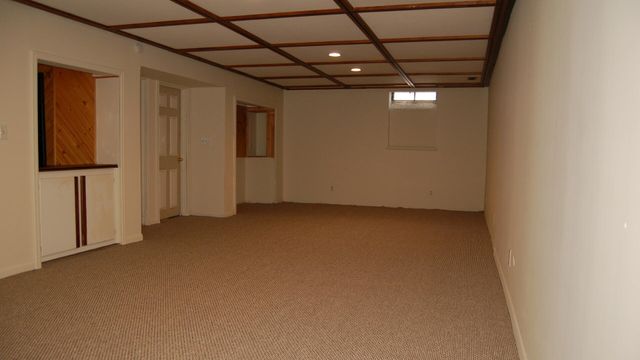 924 N Maple Road, Ann Arbor, MI 48103