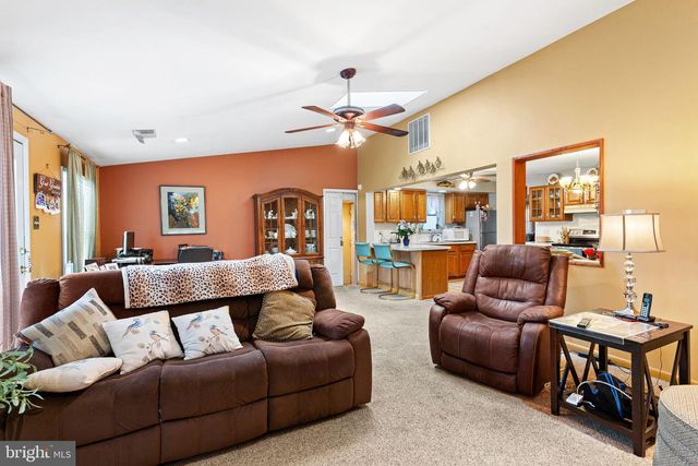 131 LEBBIE LN, Fairless Hills, PA 19030