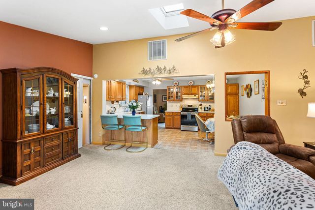 131 LEBBIE LN, Fairless Hills, PA 19030