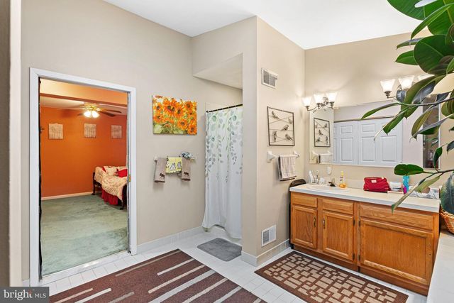 131 LEBBIE LN, Fairless Hills, PA 19030