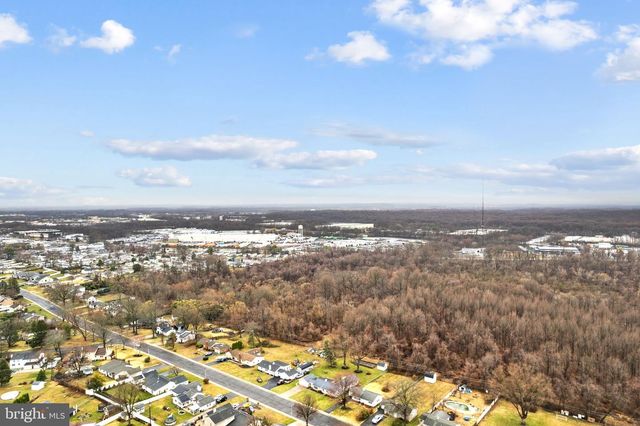 131 LEBBIE LN, Fairless Hills, PA 19030