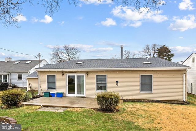 131 LEBBIE LN, Fairless Hills, PA 19030