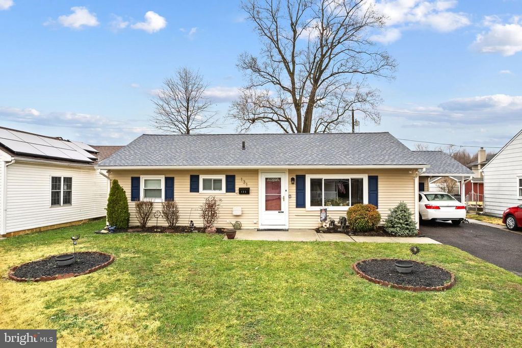 131 LEBBIE LN, Fairless Hills, PA 19030