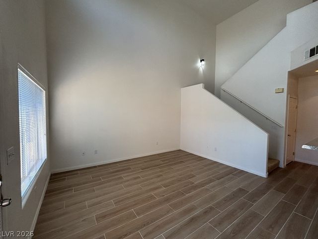 4915 East Russell Road 130, Las Vegas, NV 89120