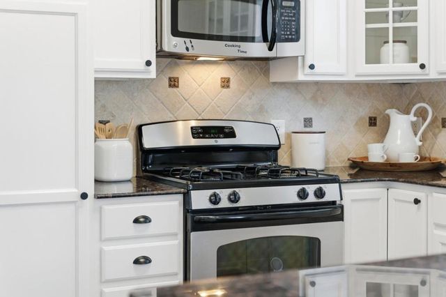 3920 Regan Drive, San Mateo, CA 94403