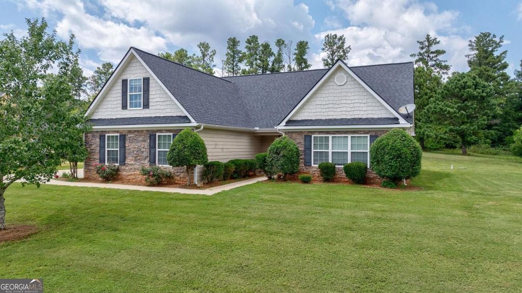 1050 Whispering Lakes Trail, Madison, GA 30650