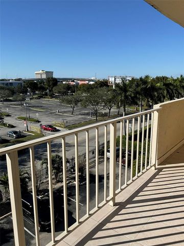 4675 W 18th Court 502, Hialeah, FL 33012