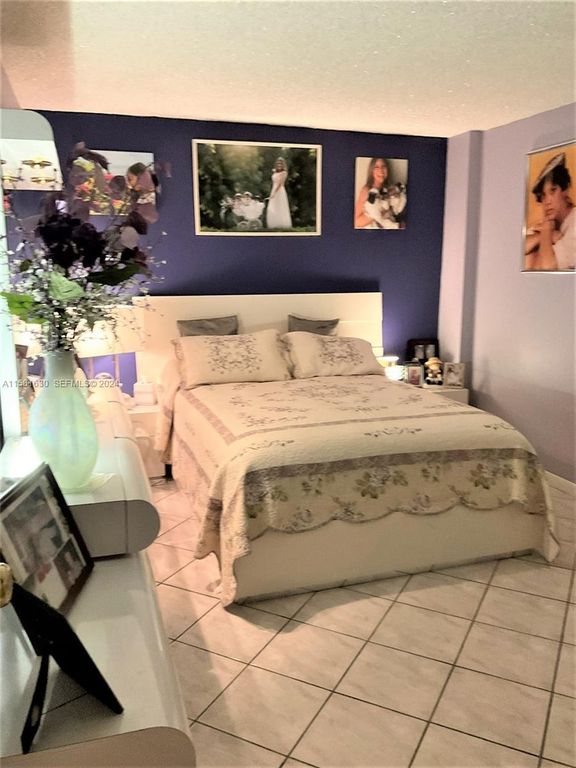4675 W 18th Court 502, Hialeah, FL 33012