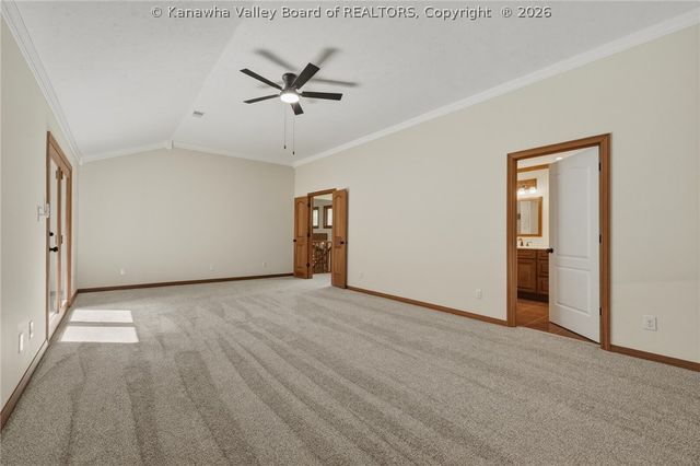 102 Rustic Highlands Road, Teays, WV 25526