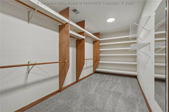 102 Rustic Highlands Road, Teays, WV 25526