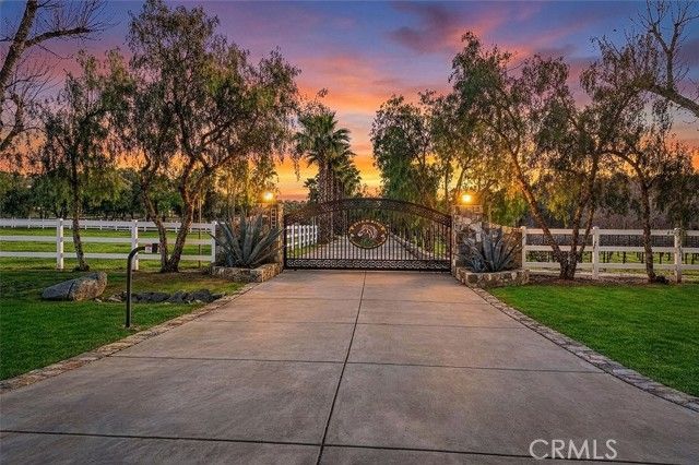 40801 Avenida La Cresta, Murrieta, CA 92562