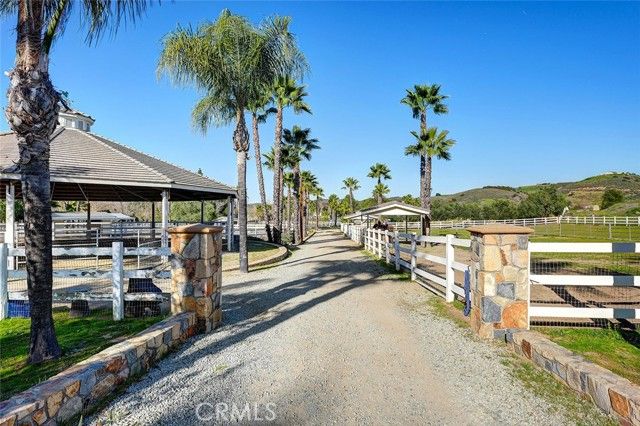 40801 Avenida La Cresta, Murrieta, CA 92562