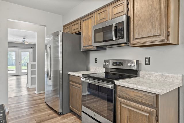 824 Meadowdale Drive, Royse City, TX 75189