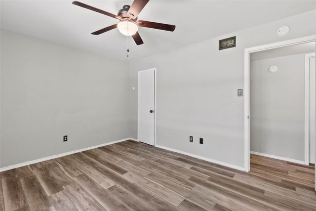 824 Meadowdale Drive, Royse City, TX 75189