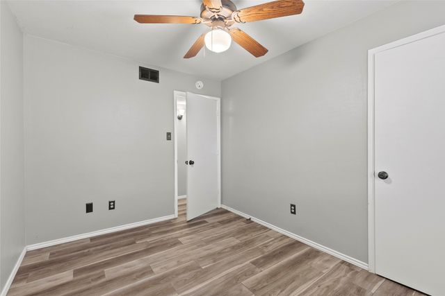 824 Meadowdale Drive, Royse City, TX 75189