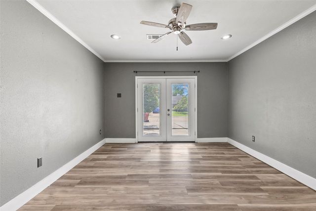 824 Meadowdale Drive, Royse City, TX 75189