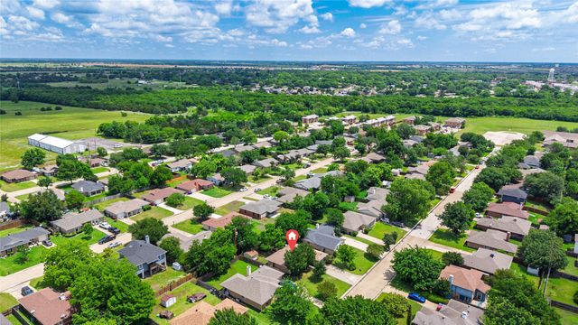 824 Meadowdale Drive, Royse City, TX 75189