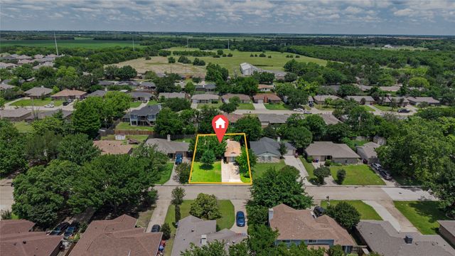 824 Meadowdale Drive, Royse City, TX 75189