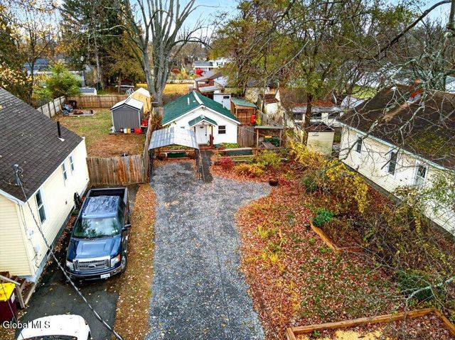 2553 3rd Avenue, Rotterdam, NY 12303