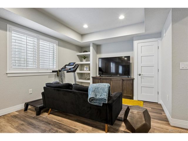 9729 E 34th Pl, Denver, CO 80238