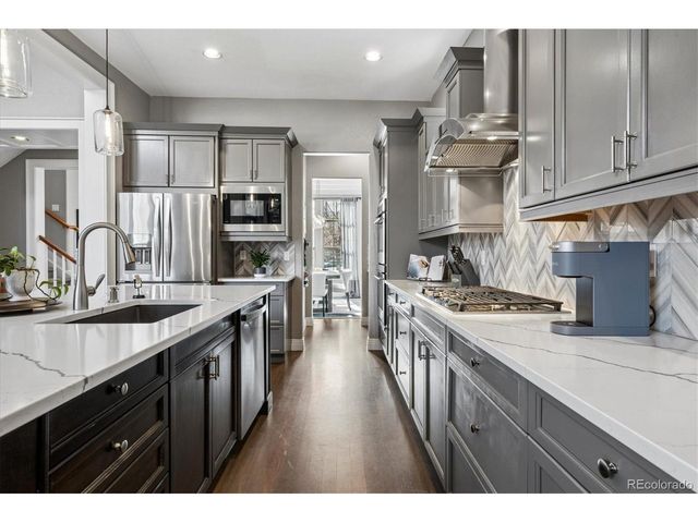 9729 E 34th Pl, Denver, CO 80238