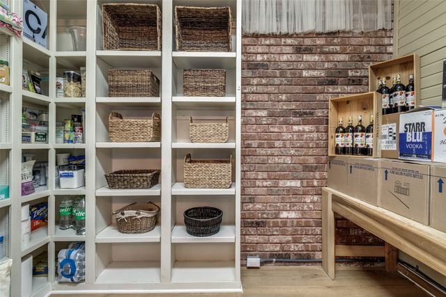 5822 Preston Fairways Drive, Dallas, TX 75252