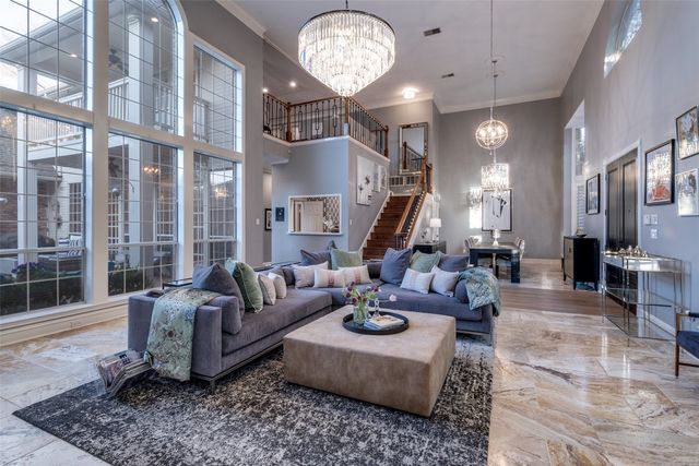 5822 Preston Fairways Drive, Dallas, TX 75252