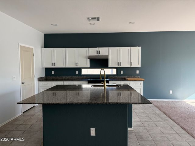 1691 W INCA Drive, Coolidge, AZ 85128