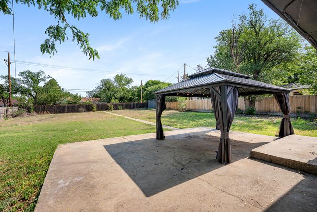 4210 Gem Lake Road, Amarillo, TX 79106