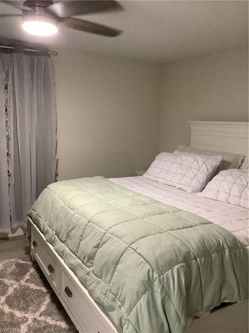 3323 Guilford CT, Naples, FL 34112