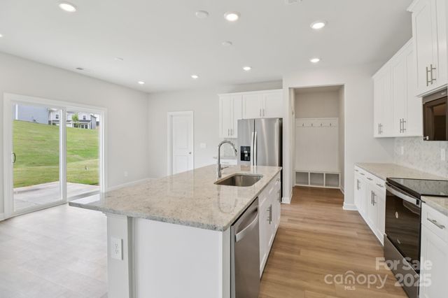 1579 Harper Landing Boulevard, Stanley, NC 28164