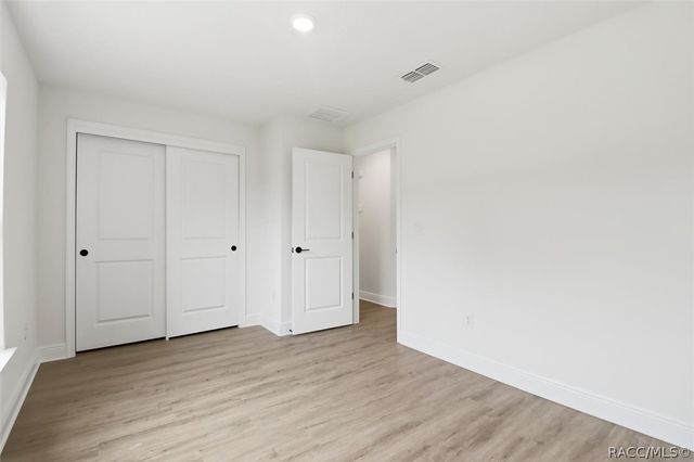 2180 W Dolphin Drive, Dunnellon, FL 34434