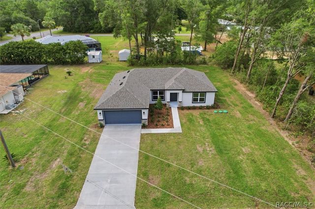 2180 W Dolphin Drive, Dunnellon, FL 34434