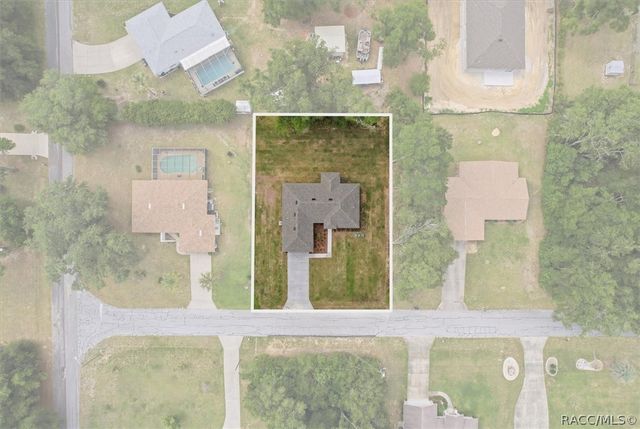 2180 W Dolphin Drive, Dunnellon, FL 34434