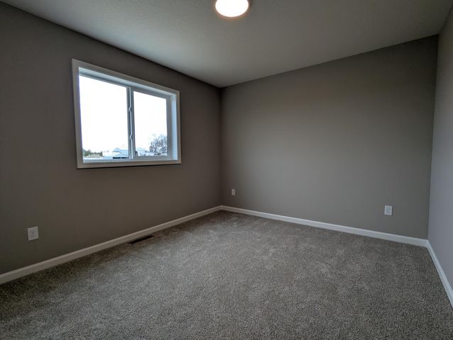 2719 Ivan Avenue NE, Saint Michael, MN 55376