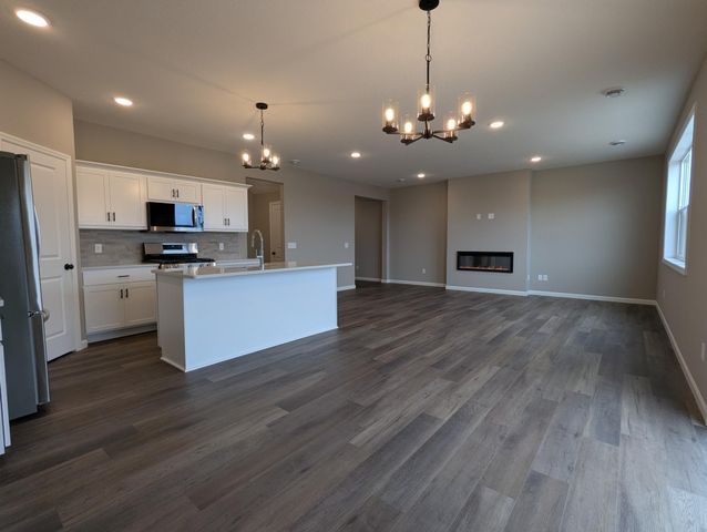 2719 Ivan Avenue NE, Saint Michael, MN 55376