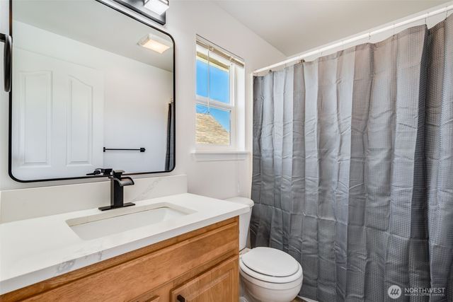 1750 S Ainsworth Avenue, Tacoma, WA 98405