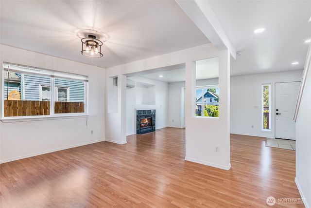 1750 S Ainsworth Avenue, Tacoma, WA 98405