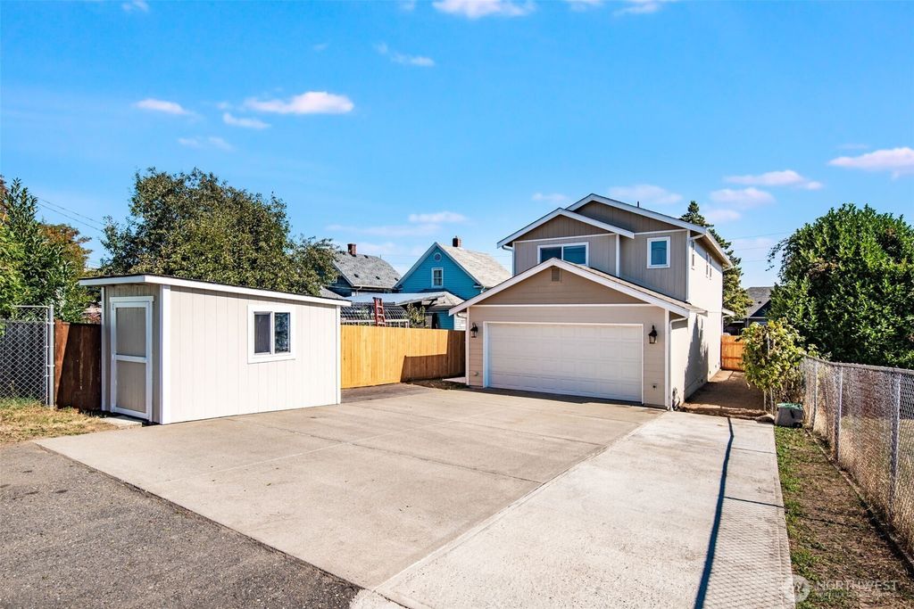 1750 S Ainsworth Avenue, Tacoma, WA 98405