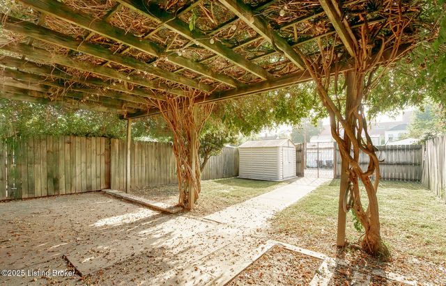 245 Pope St, Louisville, KY 40206