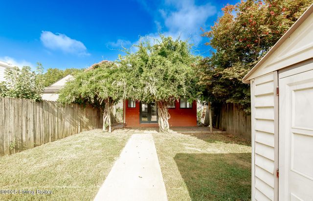 245 Pope St, Louisville, KY 40206