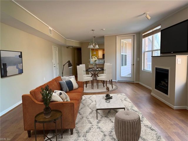 249 W Freemason St Apt 408, Norfolk, VA 23510