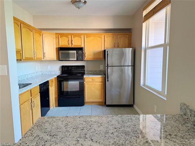 249 W Freemason St Apt 408, Norfolk, VA 23510