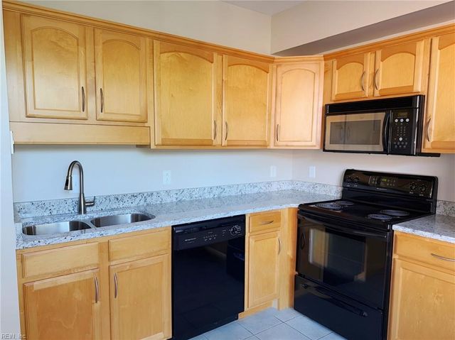 249 W Freemason St Apt 408, Norfolk, VA 23510