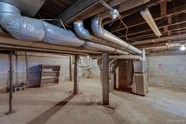 209 W Aldrich Street, Capac, MI 48014