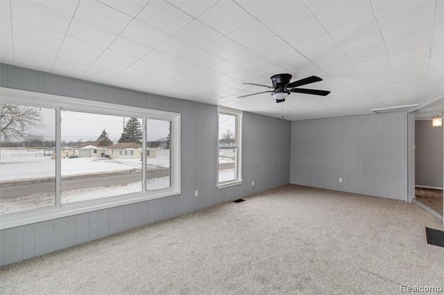 209 W Aldrich Street, Capac, MI 48014