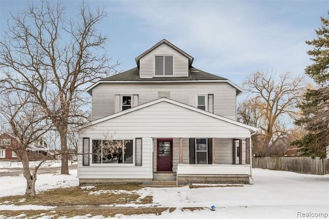 209 W Aldrich Street, Capac, MI 48014